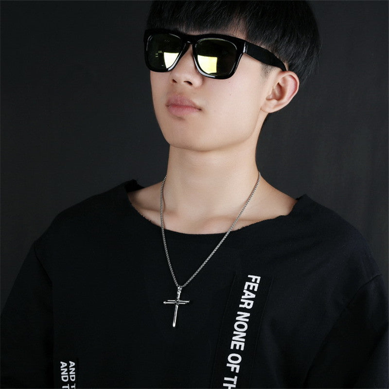 Steel Gold Black Color Fashion Mens Iron Nail For Men